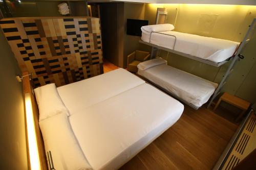 Habitación Cuádruple del hotel Continental Balneario de Panticosa
