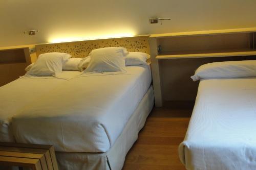 Habitación triple Normal del hotel Continental Balneario de Panticosa