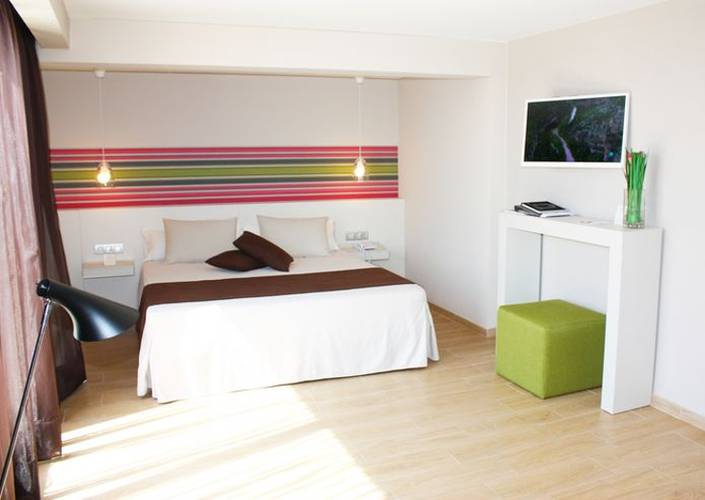 Habitación doble Superior del hotel Alegria Plaza Paris. Foto 2