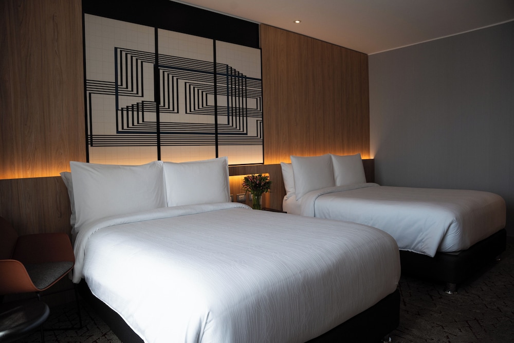 Habitación Deluxe, 2 camas dobles del hotel Pullman Lima Miraflores. Foto 3