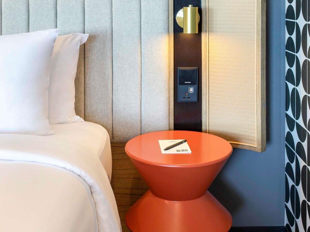 Suite Confort, 1 cama doble, balcón del hotel Tribe Bali Kuta Beach. Foto 5