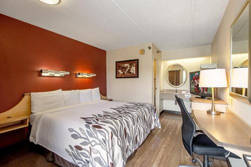 Habitación Estándar - 1 cama extragrande - No fumadores del hotel Red Roof Inn Albany Airport