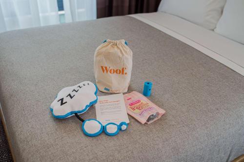 Habitación con 2 camas grandes del hotel Canopy by Hilton Jersey City Arts District. Foto 2