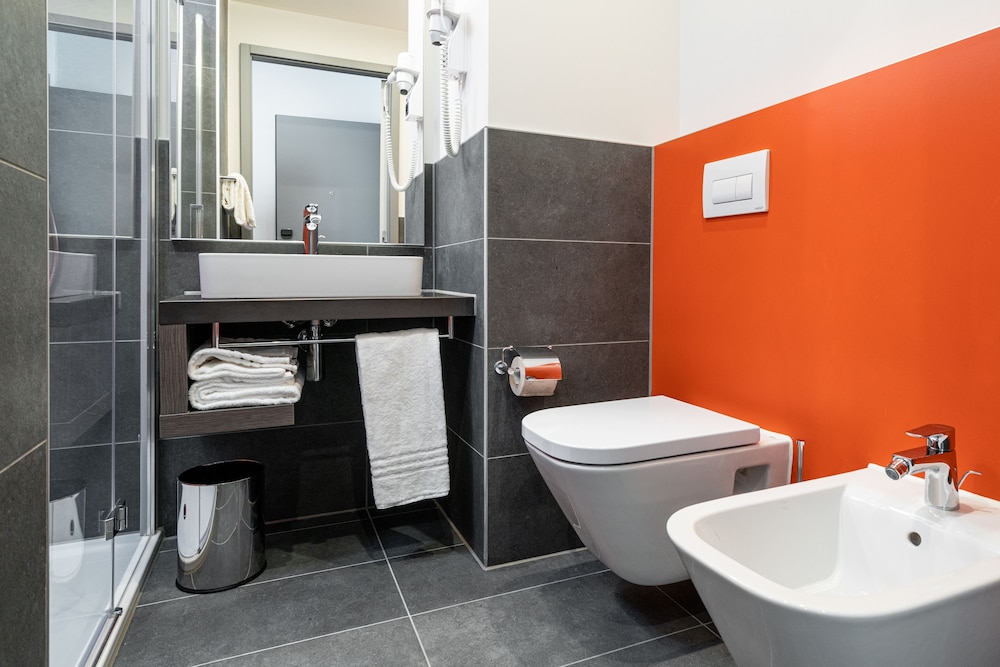 Habitación estándar, 2 camas individuales del hotel Campanile Venice Mestre. Foto 5