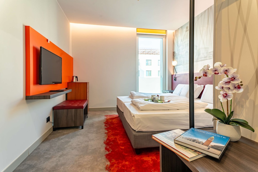 Habitación superior, 2 camas individuales del hotel Campanile Venice Mestre. Foto 4