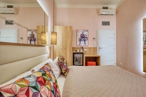 Habitación Doble Confort con balcón del hotel Salvator Boutique. Foto 2