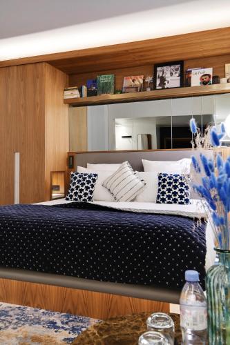 Habitación Triple Deluxe del hotel Card