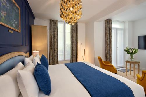 Habitación Doble con terraza del hotel Villa Romantic & SPA. Foto 3