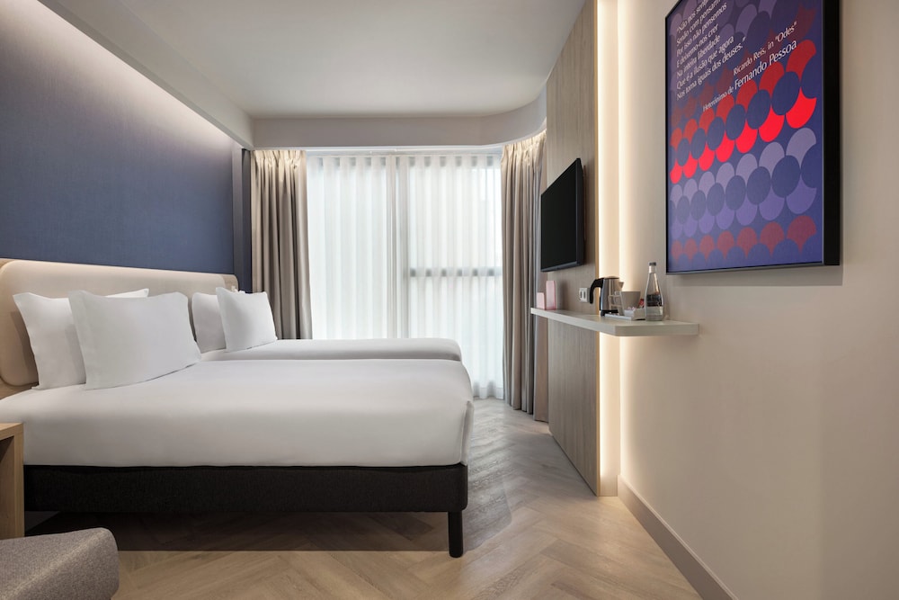 Habitación estándar, varias camas del hotel Holiday Inn Express Porto Boavista, an IHG Hotel