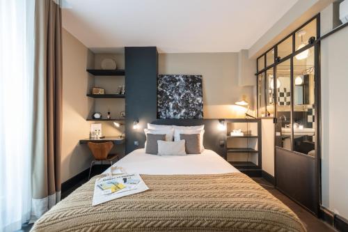 Habitación Doble Deluxe del hotel 1er Etage Marais. Foto 6