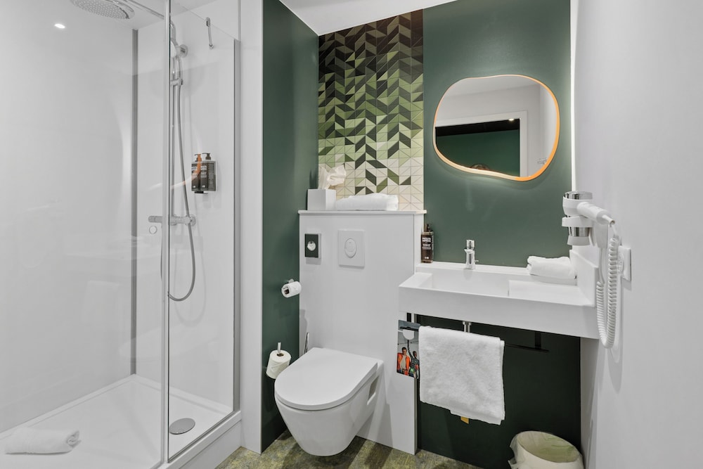 Habitación Estándar - 2 camas individuales del hotel Ibis Styles Bezons Paris La Défense. Foto 6