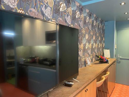 Suite Junior Eiffel del hotel 33 Marbeuf. Foto 4