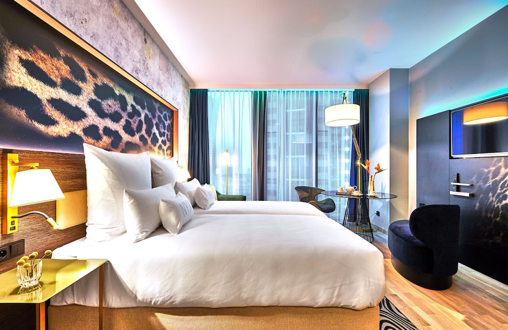 Habitación Confort (Down To Earth) del hotel NYX Warsaw by Leonardo. Foto 7