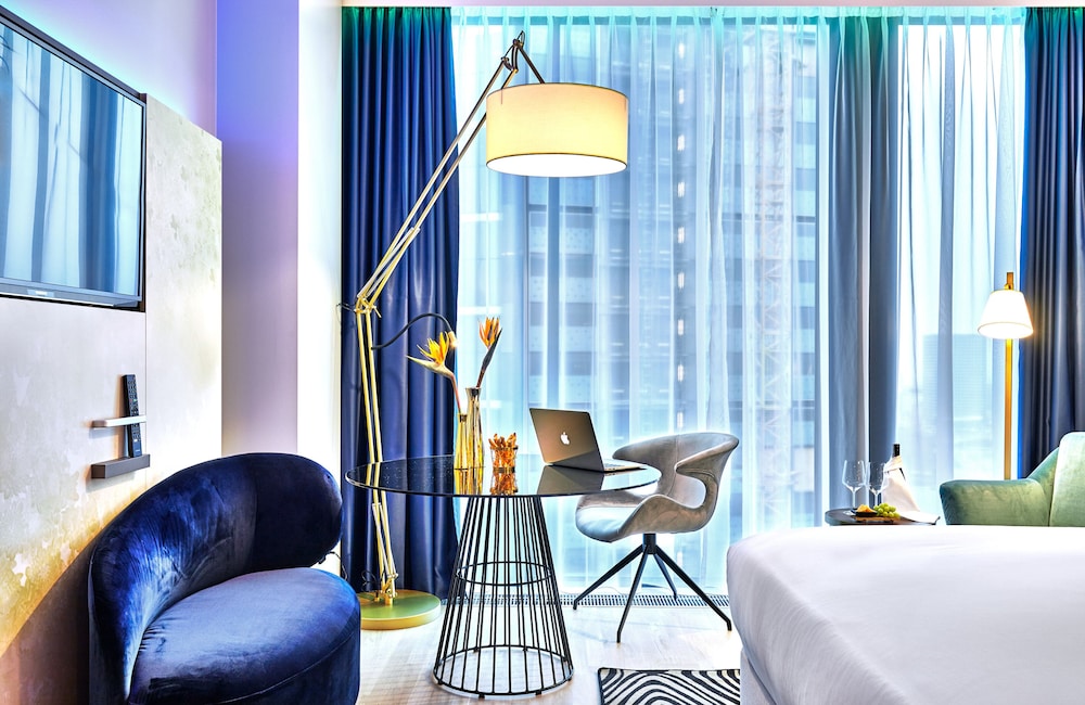 Habitación Confort (Down To Earth) del hotel NYX Warsaw by Leonardo. Foto 14