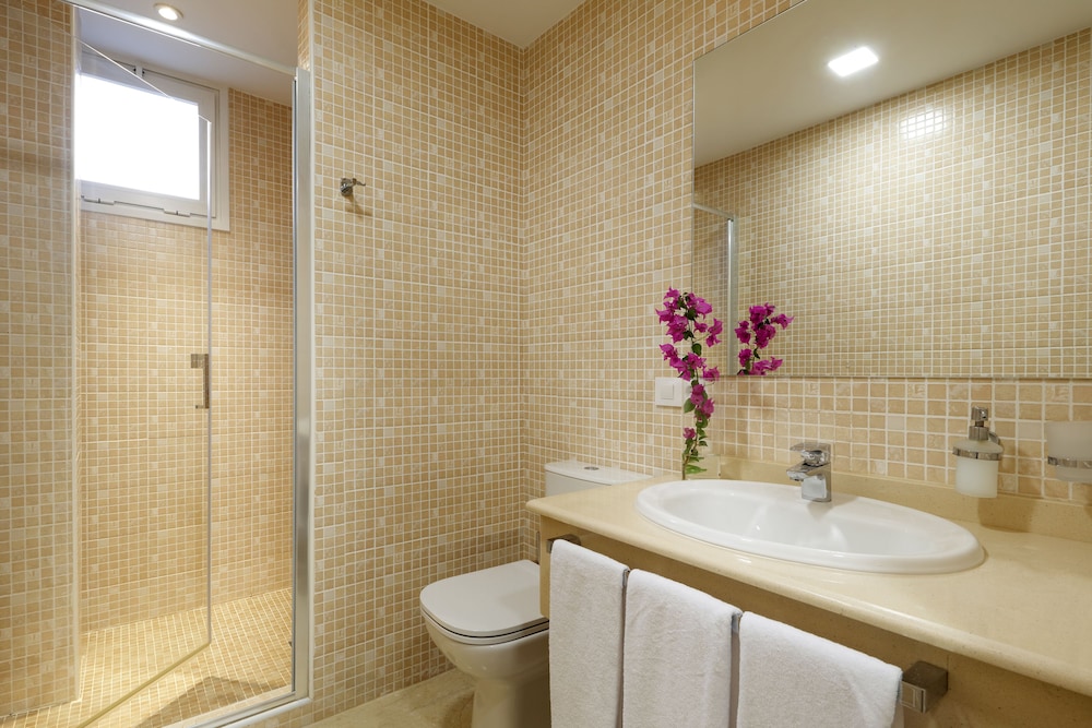 Apartamento, 2 Habitaciones, Balcón (3 Camas) del hotel Marinell Palm-Mar. Foto 8