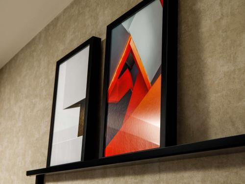 Habitación Doble adaptada para personas con movilidad reducida del hotel ibis London Sutton Point. Foto 7