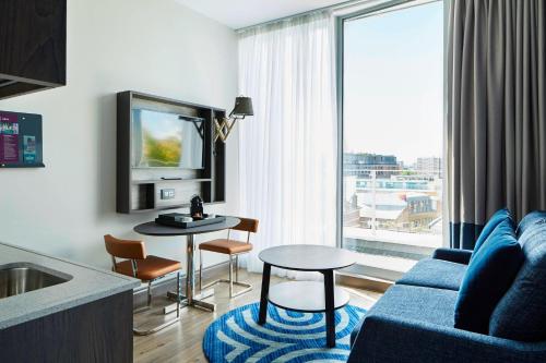 Suite de 1 dormitorio del hotel Residence Inn by Marriott London Bridge. Foto 4