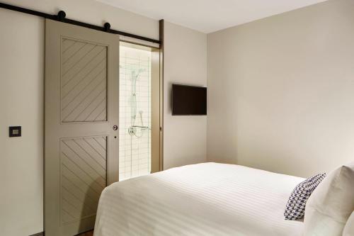 Suite de 1 dormitorio del hotel Residence Inn by Marriott London Bridge. Foto 6