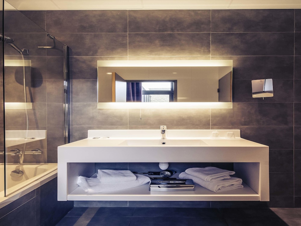 Habitación Clásica con 1 cama doble del hotel Mercure Cherbourg Centre Port. Foto 4