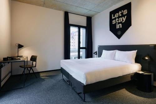 Alojamiento Estándar con cama grande - Adaptada para personas con movilidad reducida del hotel The Social Hub San Sebastián
