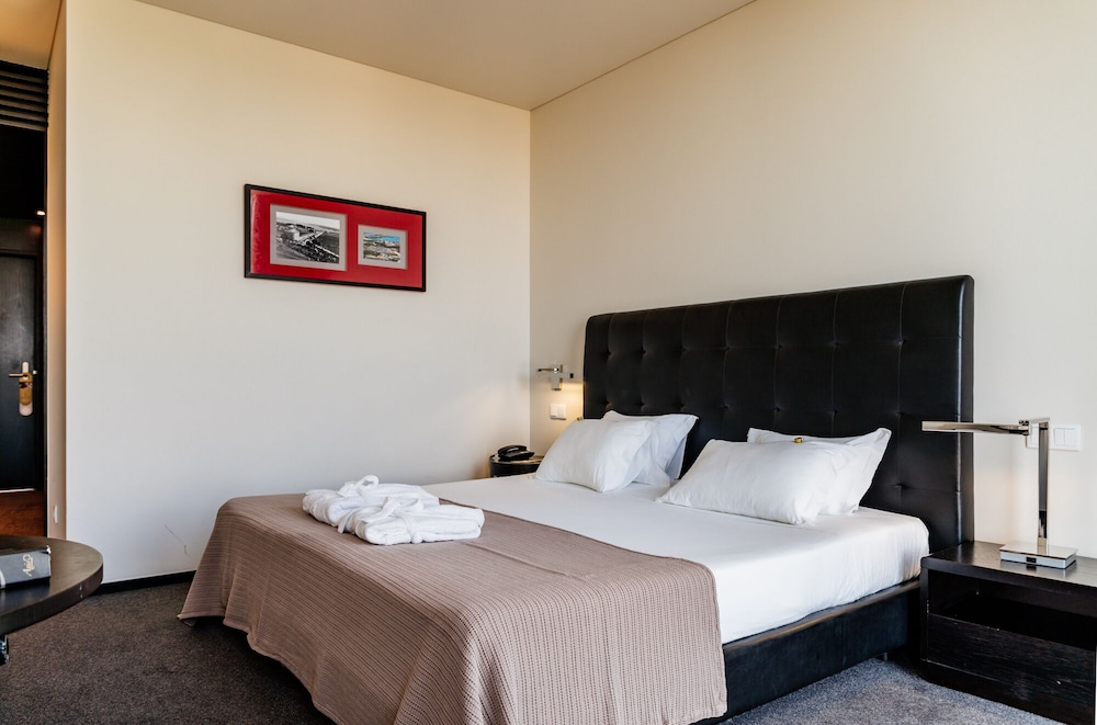 Habitación con 1 cama doble o 2 individuales del hotel Axis Viana Business and Spa