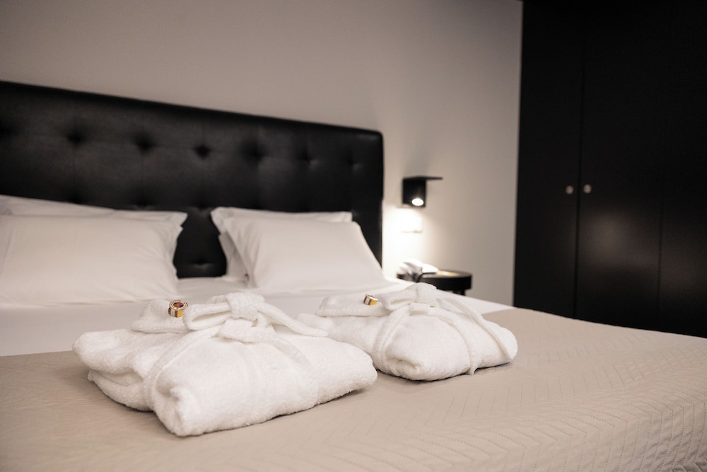 Double Room with Romantic Package del hotel Axis Viana Business and Spa