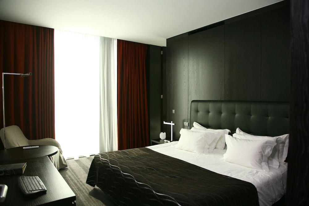 Habitación doble, vistas al río del hotel Axis Viana Business and Spa. Foto 2