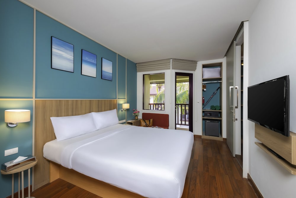 Habitación estándar con 1 cama queen - size y vistas al mar del hotel Ibis Samui Bophut - Sha Plus. Foto 1
