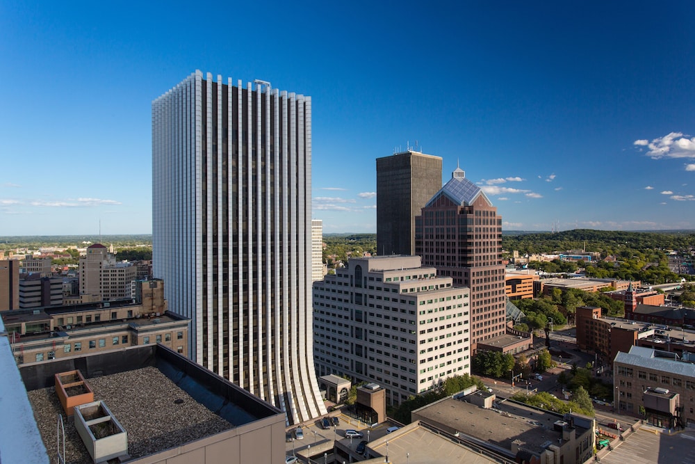 1 Cama King piso alto del hotel Hyatt Regency Rochester. Foto 2