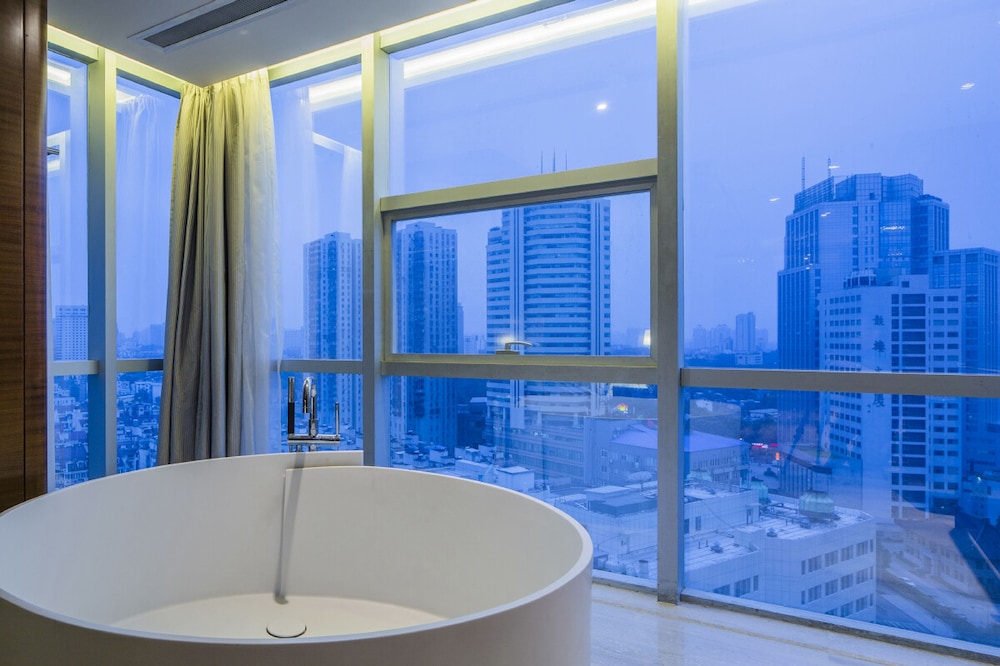 Suite Club Sofitel, 1 Cama Queen Size, Vistas a la Ciudad del hotel Sofitel Nanjing Galaxy Suning. Foto 2