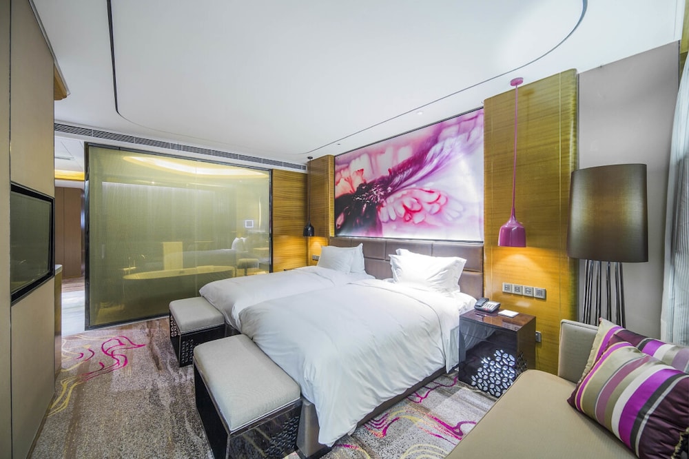 Habitación superior, 2 camas individuales, vistas a la ciudad del hotel Sofitel Nanjing Galaxy Suning. Foto 1
