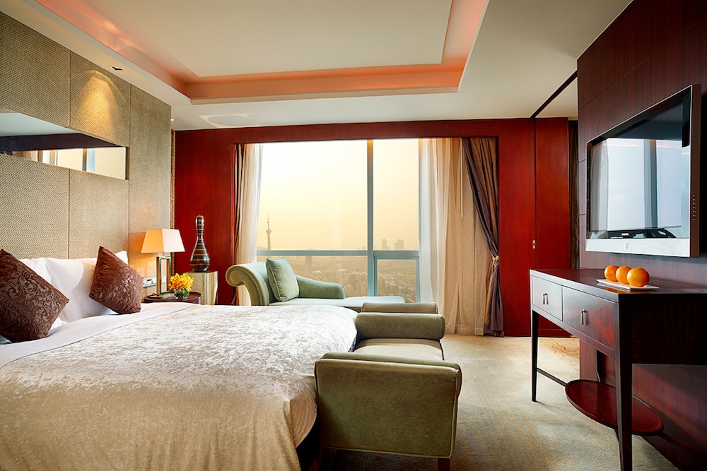 HABITACIÓN SUPERIOR, Club Millésime, Una Cama King - size, Vistas a la Ciudad del hotel Sofitel Nanjing Galaxy Suning. Foto 4