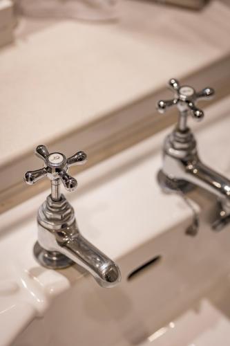 Habitación Doble Superior del hotel Red Lion, Hillingdon. Foto 6