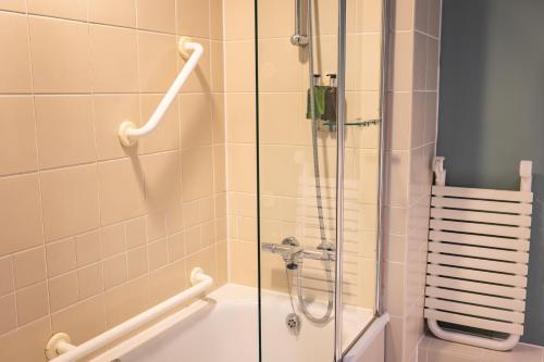 Habitación Familiar del hotel Red Lion, Hillingdon. Foto 3