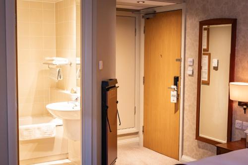 Habitación Familiar del hotel Red Lion, Hillingdon. Foto 18