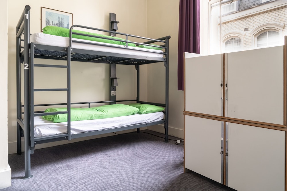Dormitorio compartido, solo para mujeres, baño compartido (8 plazas) del hotel Yha London St Paul's - Hostel. Foto 1