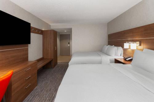 Habitación Estándar - 2 camas grandes del hotel Holiday Inn Express Olean, An Ihg. Foto 2