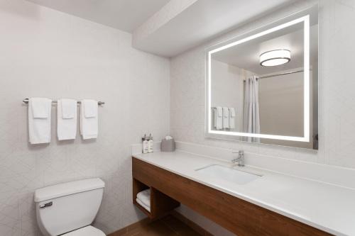 Habitación Estándar - 2 camas grandes del hotel Holiday Inn Express Olean, An Ihg. Foto 4