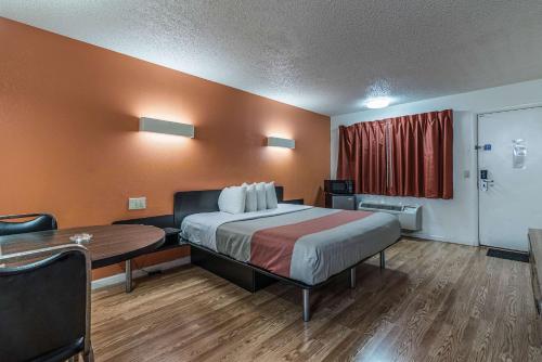 Habitación con 2 camas grandes - Fumadores del hotel Motel 6 Albany, Ny - Airport. Foto 1