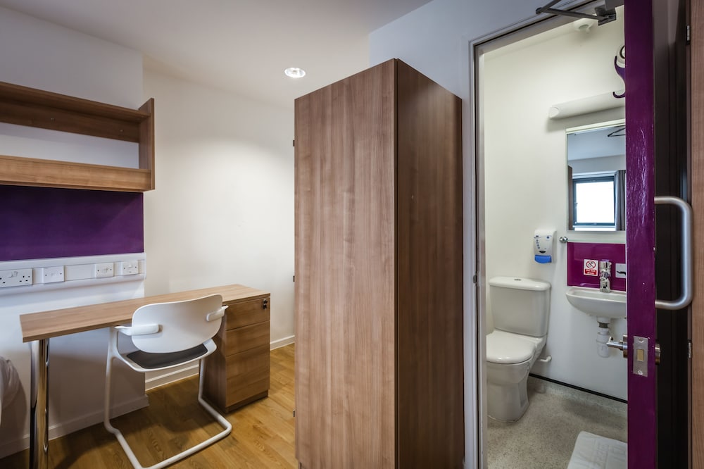 Habitación estándar doble, 1 cama doble, baño privado del hotel Lse High Holborn - Campus Accommodation. Foto 5