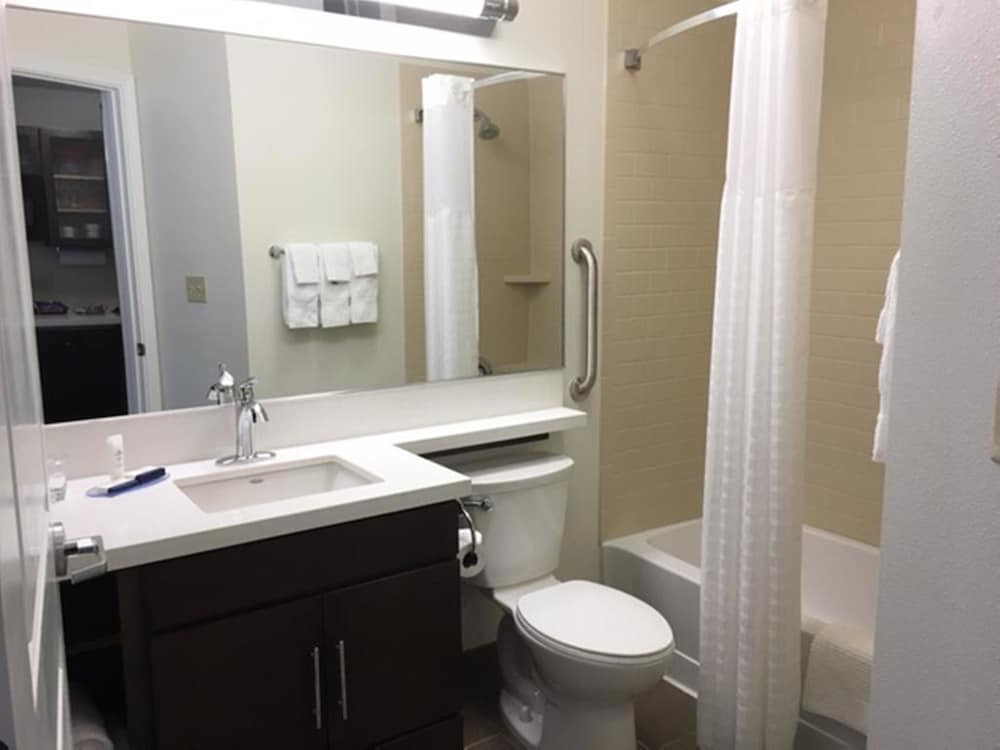 Suite estudio, 1 cama de matrimonio del hotel Candlewood Suites East Syracuse - Carrier Circle, An Ihg. Foto 2