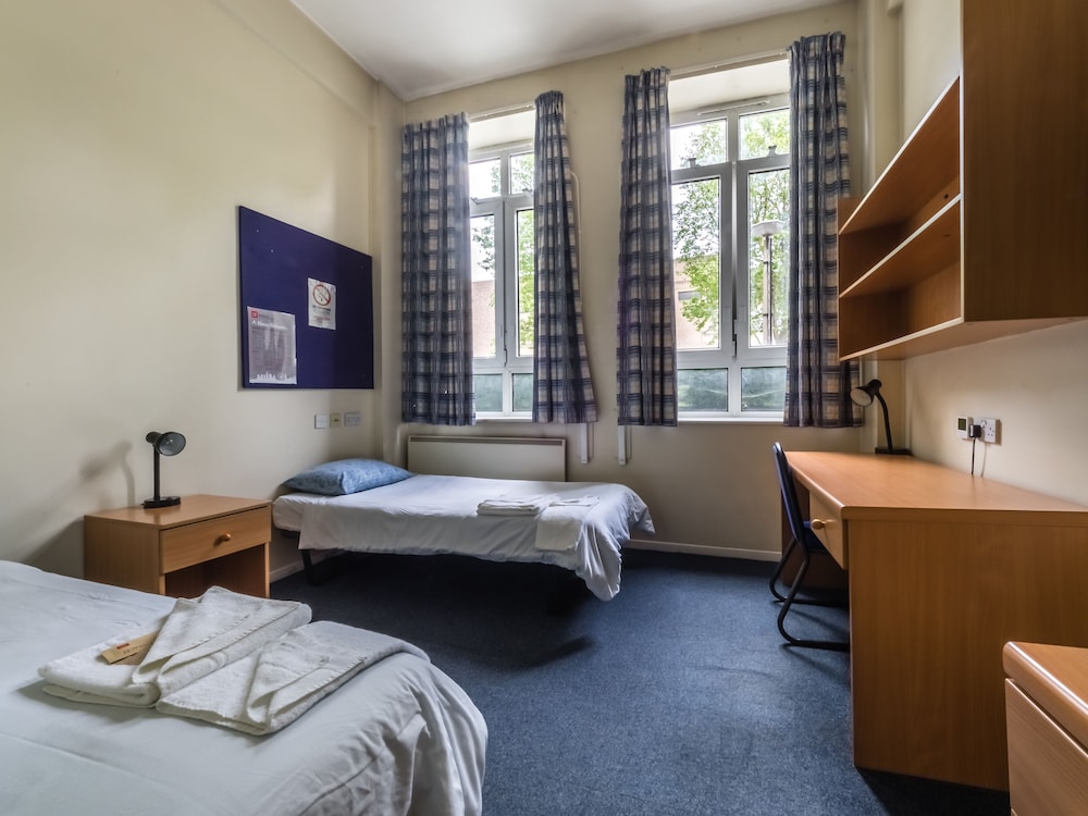 Habitación básica con 2 camas individuales, 2 camas individuales del hotel Lse Bankside House - Campus Accommodation. Foto 5