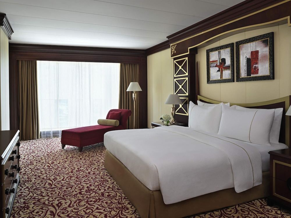 Habitación Deluxe, 1 cama de matrimonio grande del hotel Mövenpick City Star Jeddah
