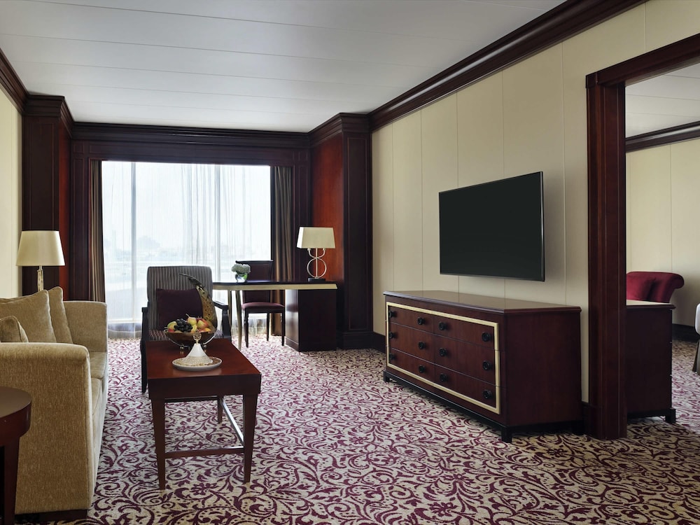 Suite Deluxe, 1 cama de matrimonio grande del hotel Mövenpick City Star Jeddah