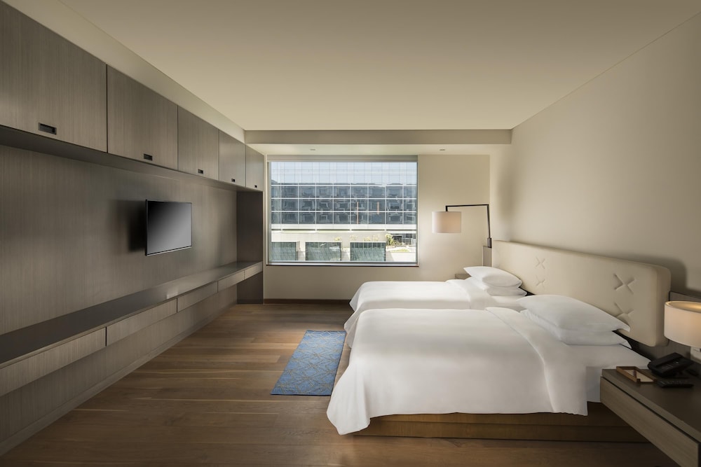 Habitación, 2 camas individuales del hotel Andaz Delhi - A Concept By Hyatt. Foto 4