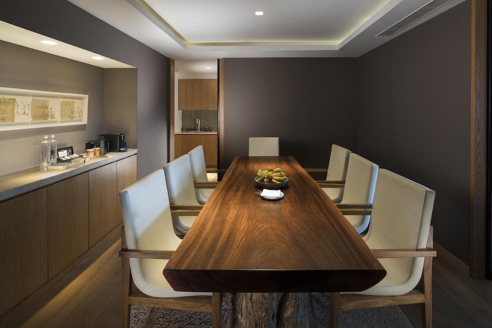 Suite (Andaz, Large Suite) del hotel Andaz Delhi - A Concept By Hyatt. Foto 6