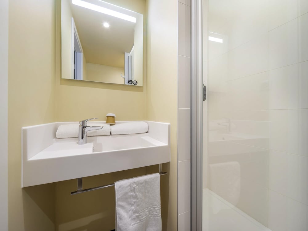 Habitación Estándar con 1 cama doble del hotel Ibis Budget Forbach Centre. Foto 4