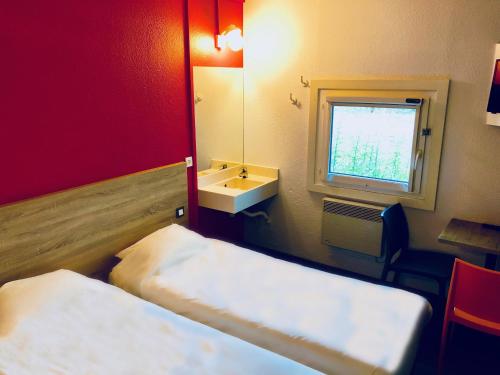 Habitación Side - Car para un máximo de 2 viajeros - #ontheroad basics del hotel Hotelf1 Geneve Ferney Airport. Foto 6