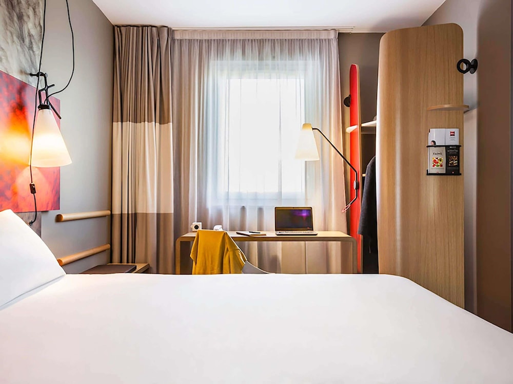 Habitación Estándar con 1 cama doble del hotel Ibis Sens. Foto 1