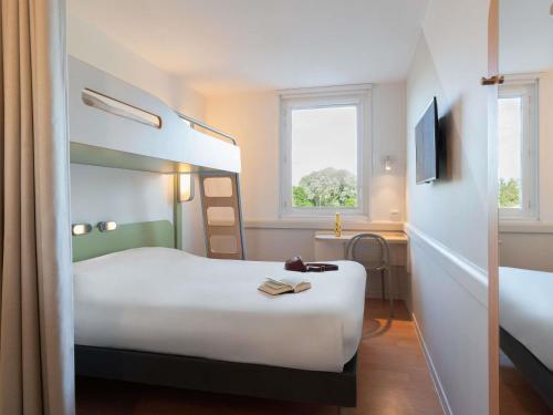 HABITACIÓN - 1 cama doble + 1 litera del hotel Ibis Budget Tours Nord